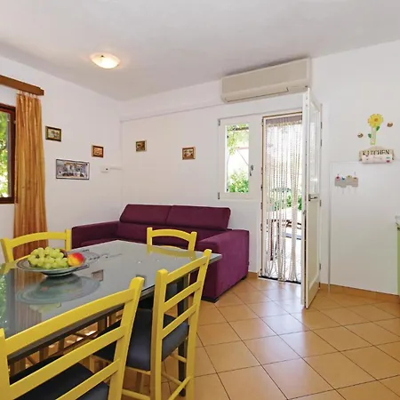 Stunning In With Kitchen * Sucuraj